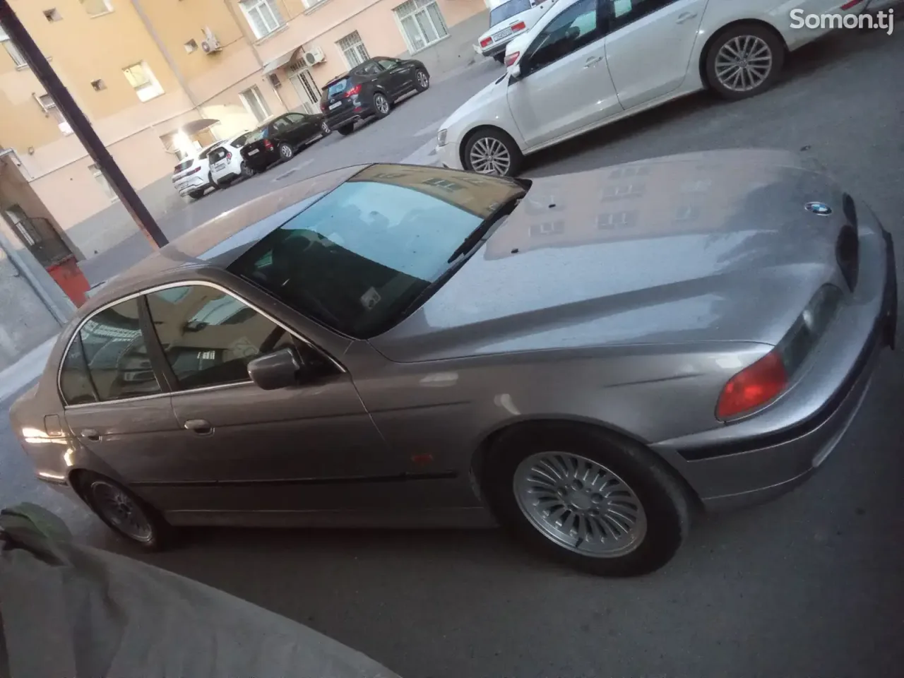 BMW 5 series 1998 · 2.5 AT