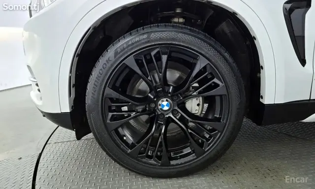 BMW X5 2014 · 3.0 AT