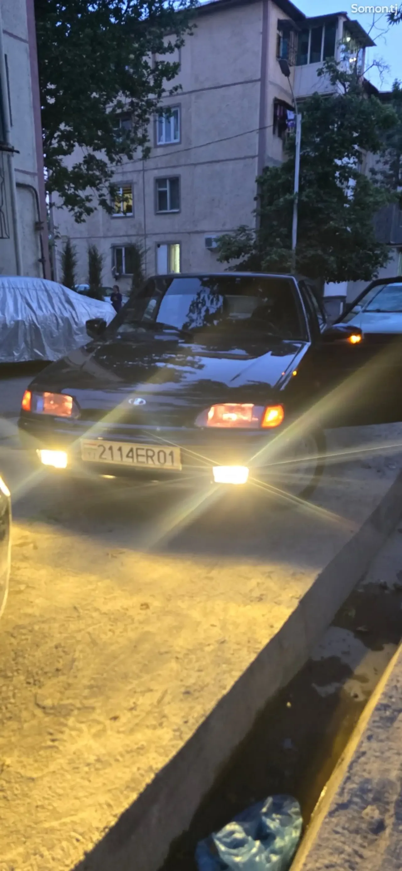 Lada (ВАЗ) 2114 2009 · 1.7 MT