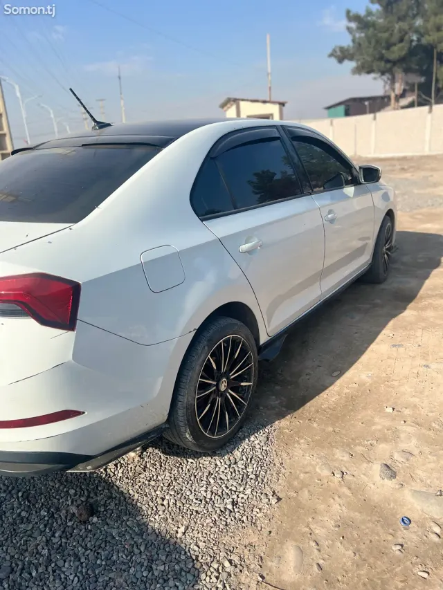 Skoda Rapid 2021 · 1.6 AT