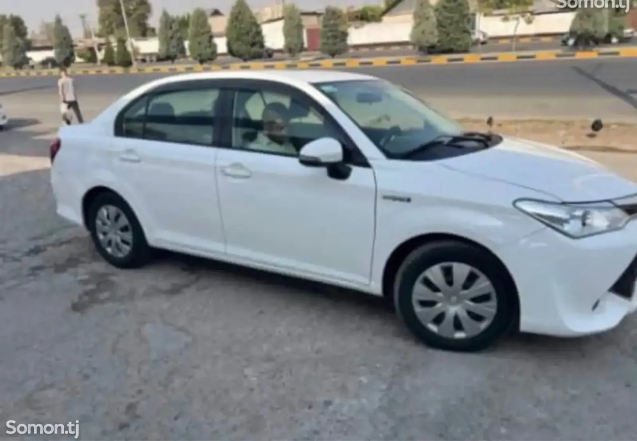 Toyota Axio 2016 · 1.5 AT