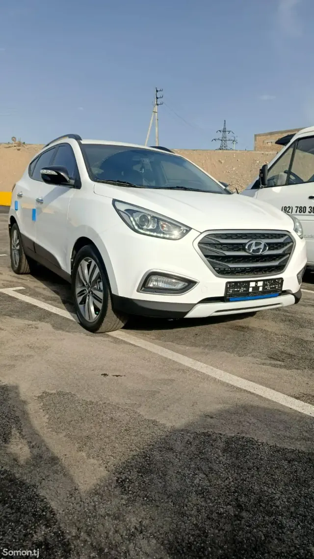 Hyundai Tucson 2014 · 2.0 AT