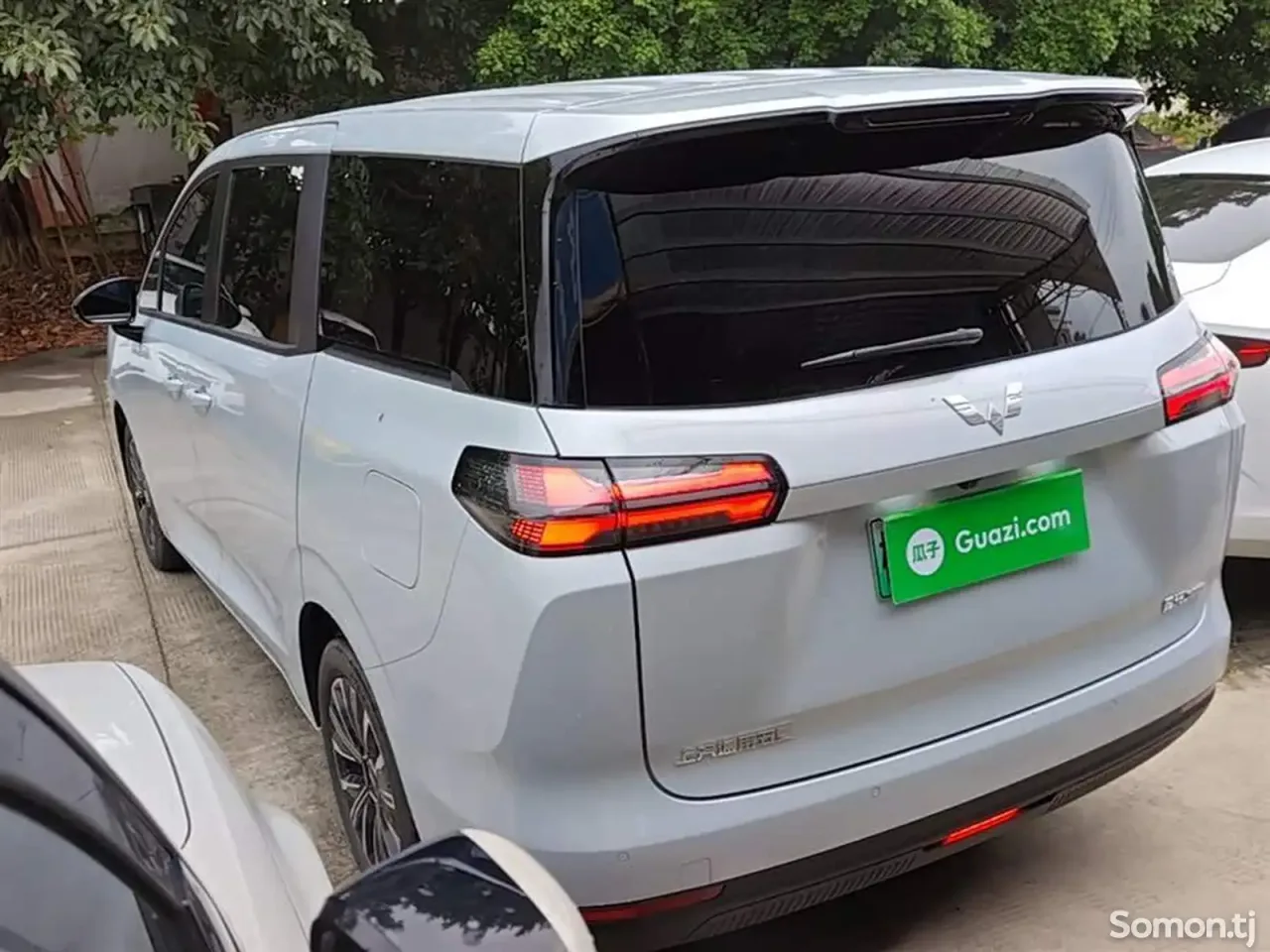 Wuling Starlight 2025 · AT