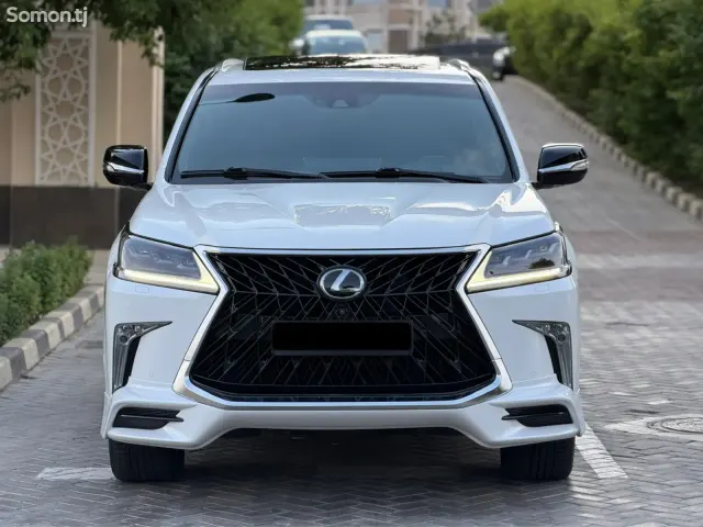 Lexus LX series 2019 · 5.7 AT