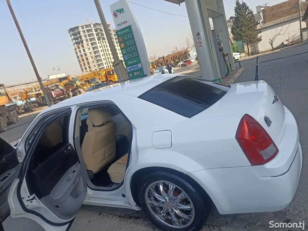 Chrysler 300 M 2006 · 2.7 AT