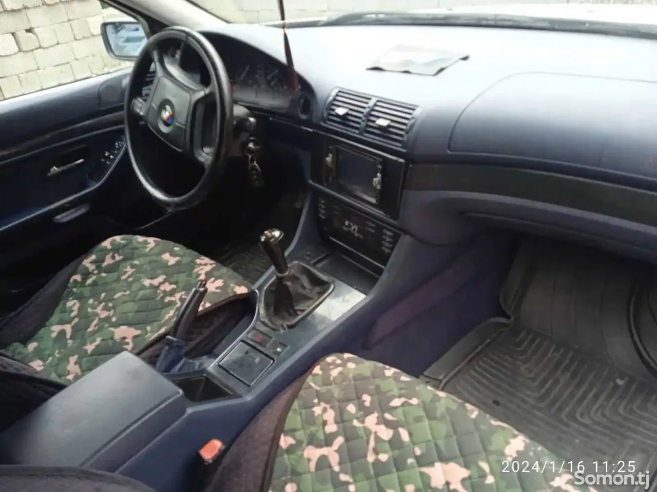 BMW 5 series 1996 · 2.4 MT