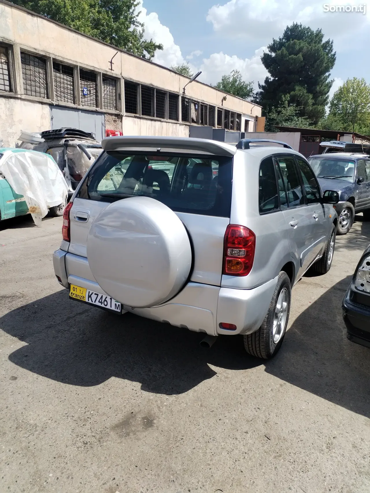 Toyota RAV 4 2004 · 2.0 MT