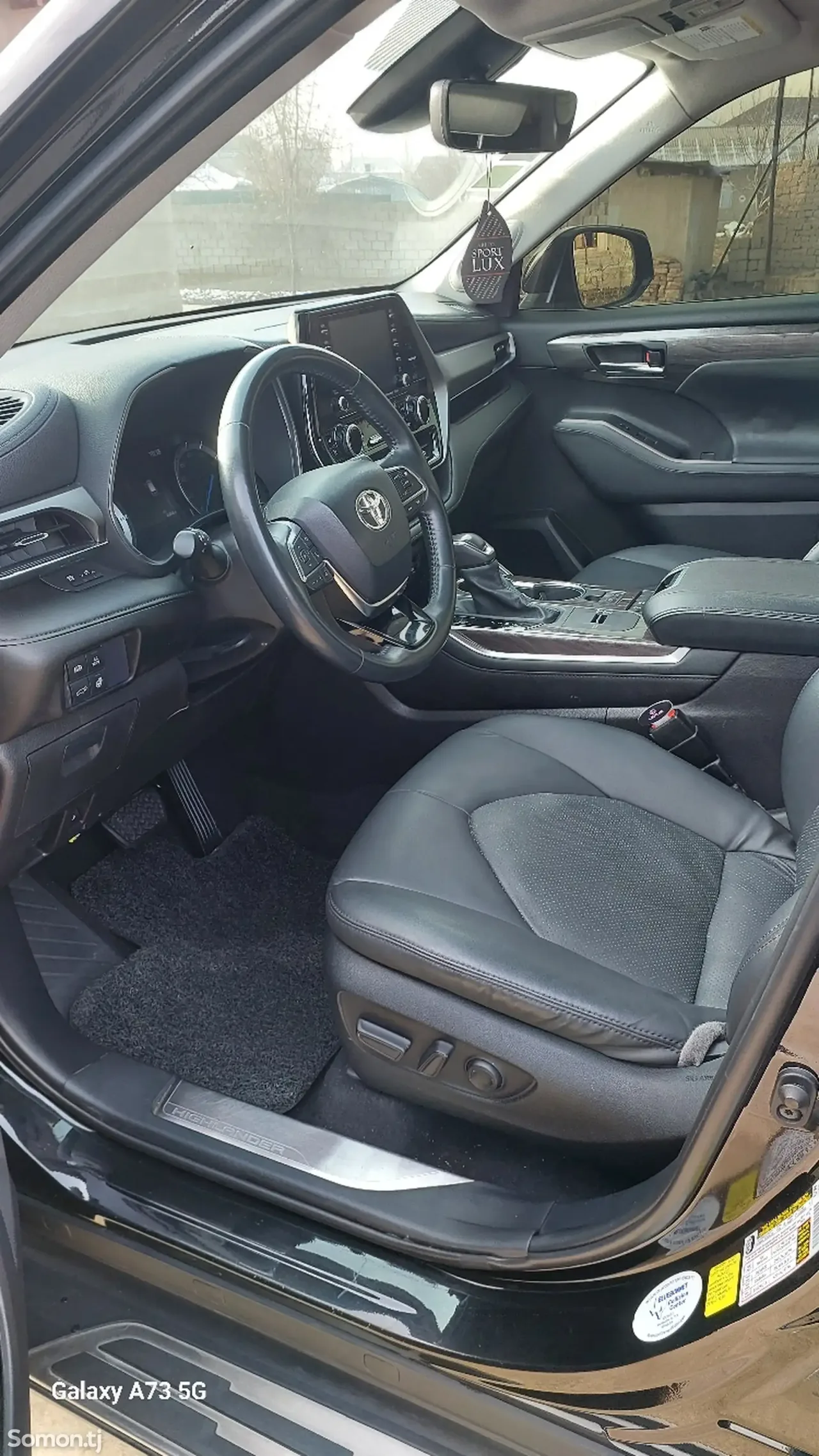 Toyota Highlander 2021 · 2.5 AT