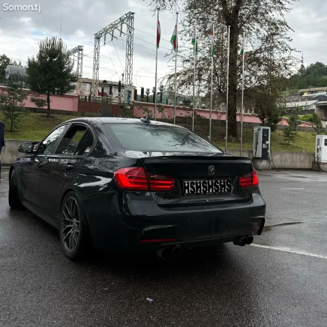 BMW 3 series 2014 · 2.0 AT