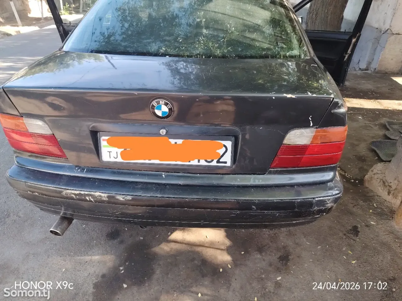 BMW 3 series 1992 · 1.6 MT