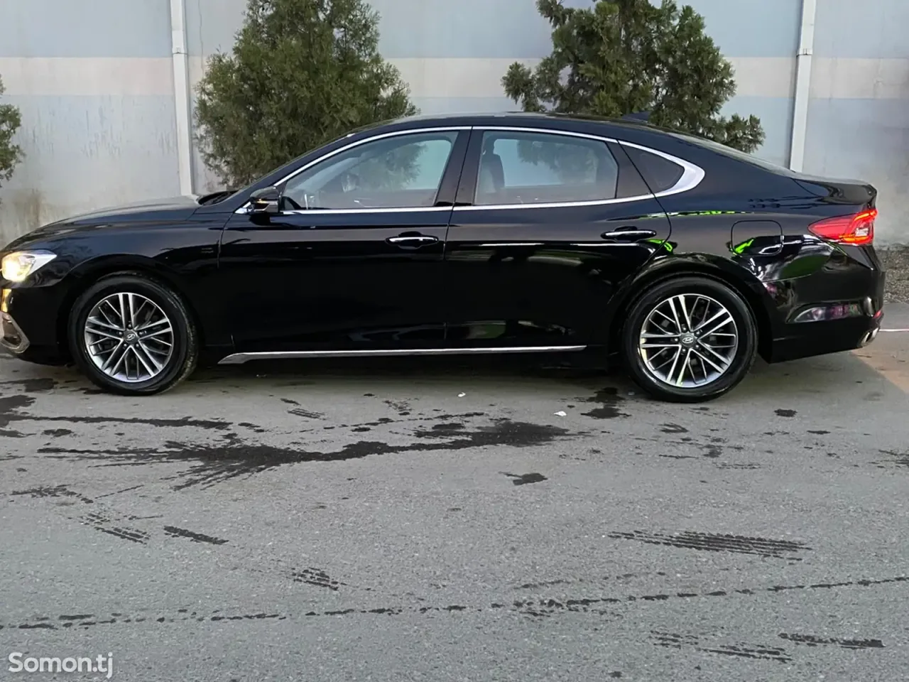 Hyundai Grandeur 2016 · 2.4 AT