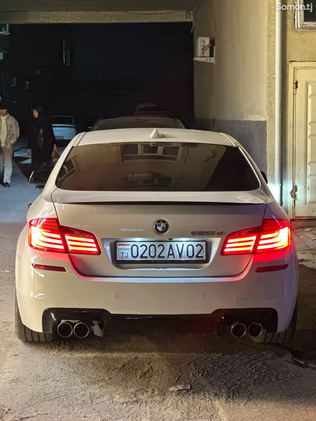 BMW 5 series 2013 · 2.0 AT