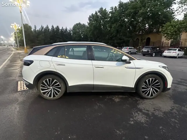 Volkswagen ID.4 2022 · AT