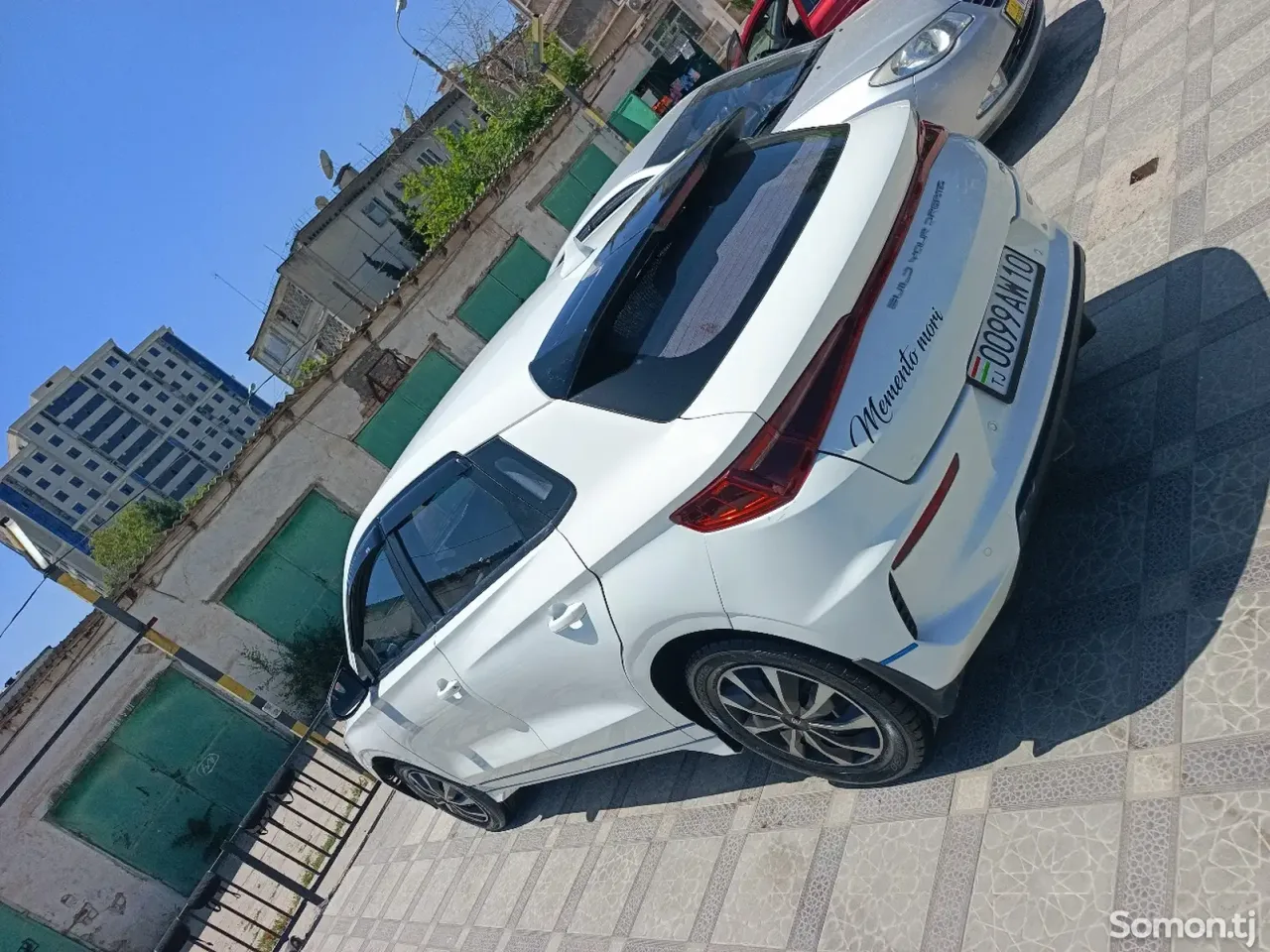 BYD E2 2022 · AMT