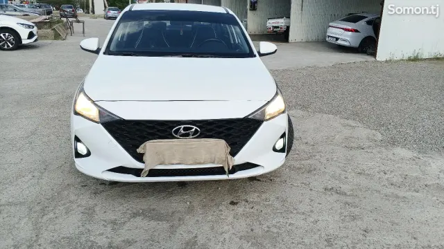 Hyundai Accent 2021 · 1.6 AT