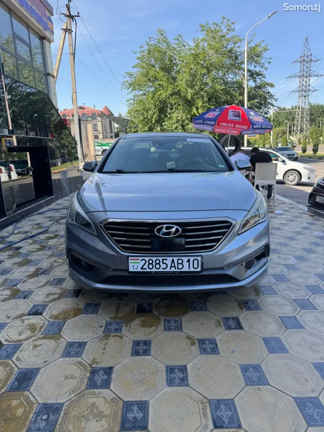 Hyundai Sonata 2015 · 2.0 AT