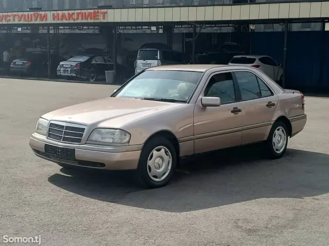 Mercedes-Benz C class 1996 · 2.0 MT