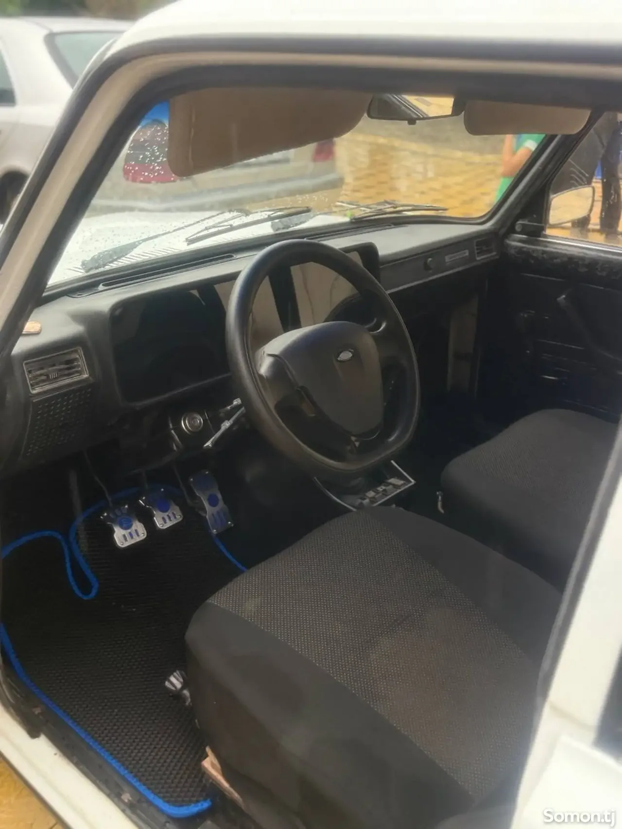 Lada (ВАЗ) 2107 2003 · 1.5 MT