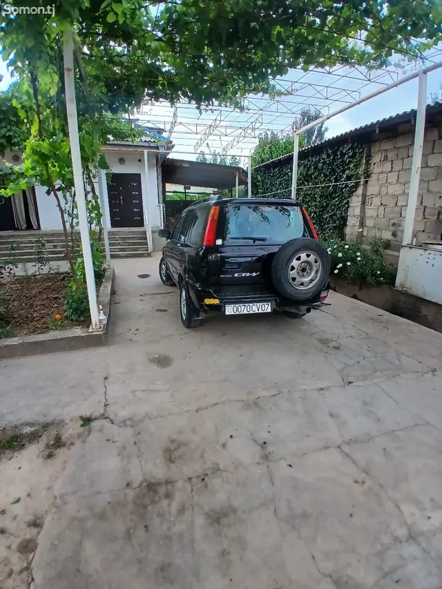 Honda CR-V 2000 · 2.0 MT