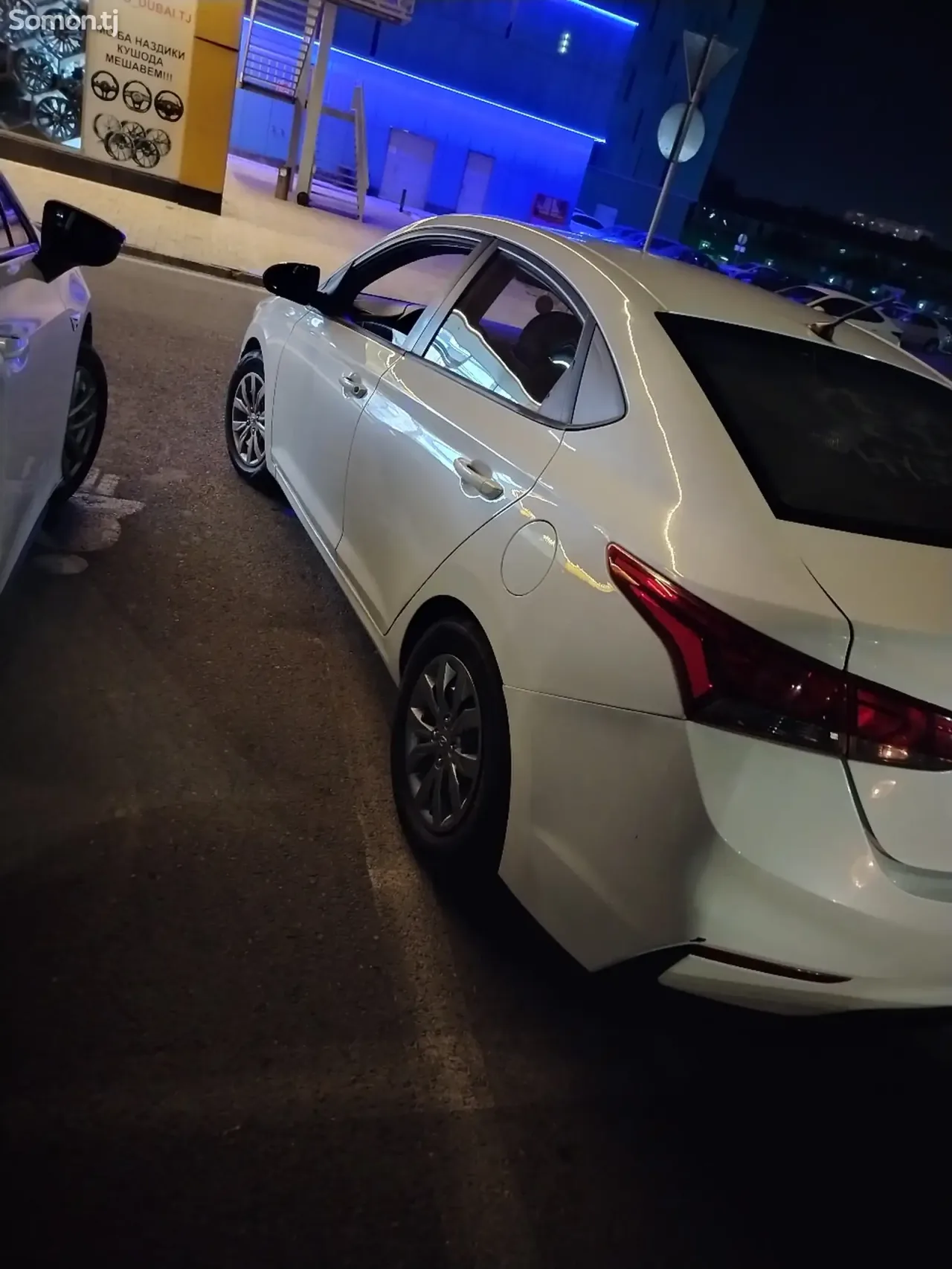 Hyundai Accent 2018 · 1.6 AT