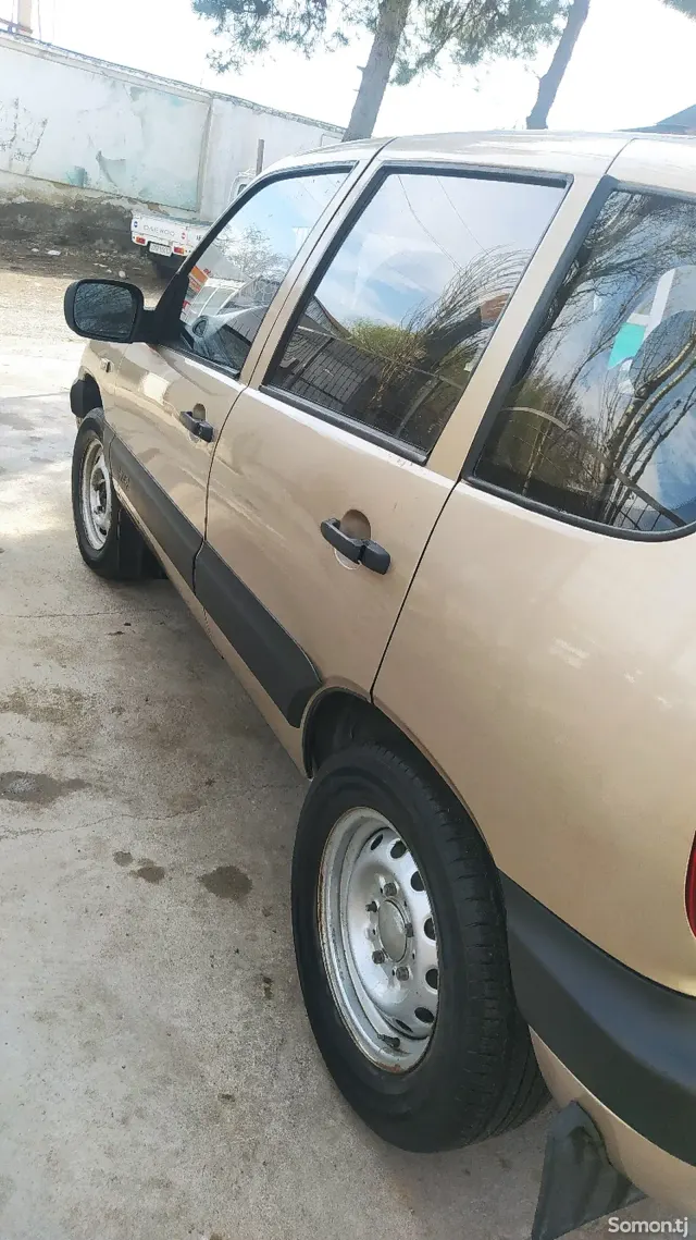 Chevrolet Niva 2005 · 1.8 MT