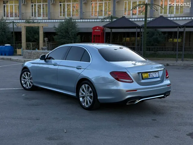 Mercedes-Benz E class 2017 · 2.0 AT