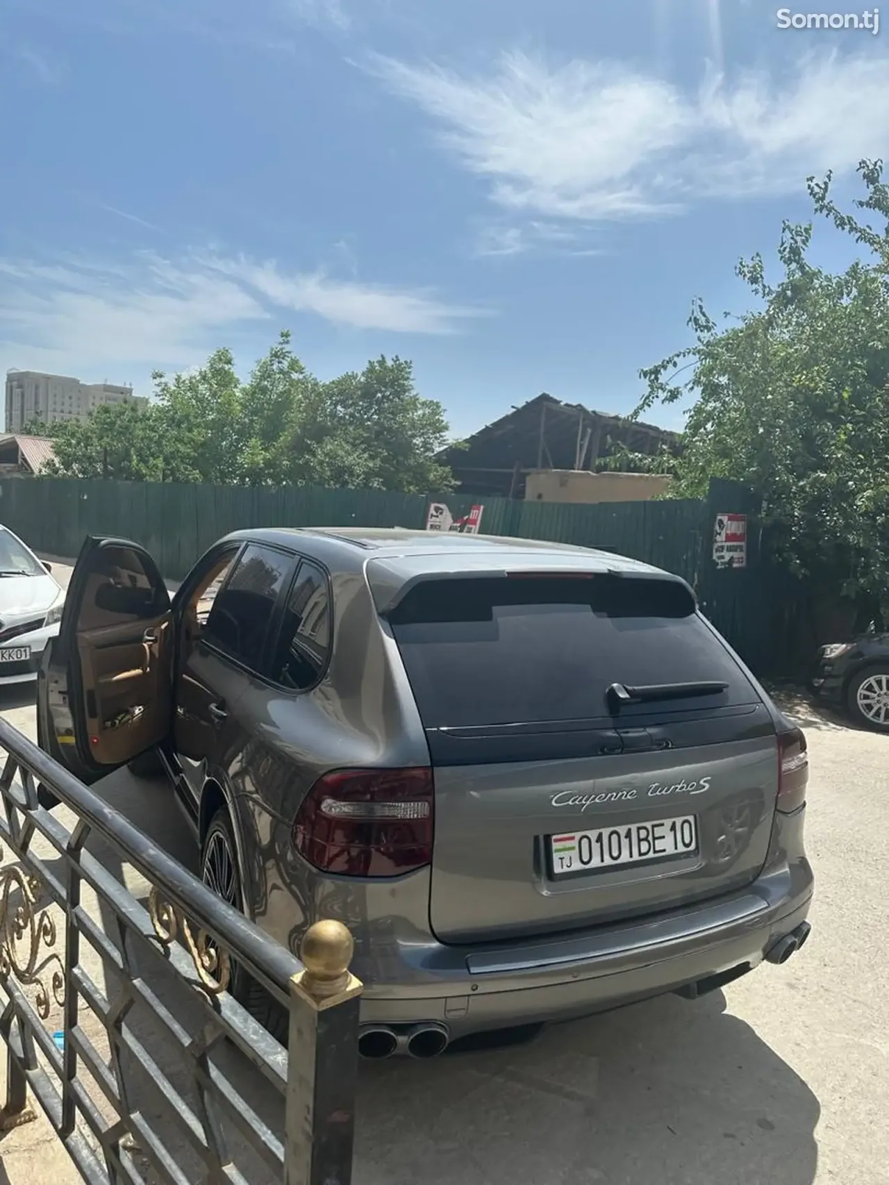 Porsche Cayenne 2010 · 4.8 AT