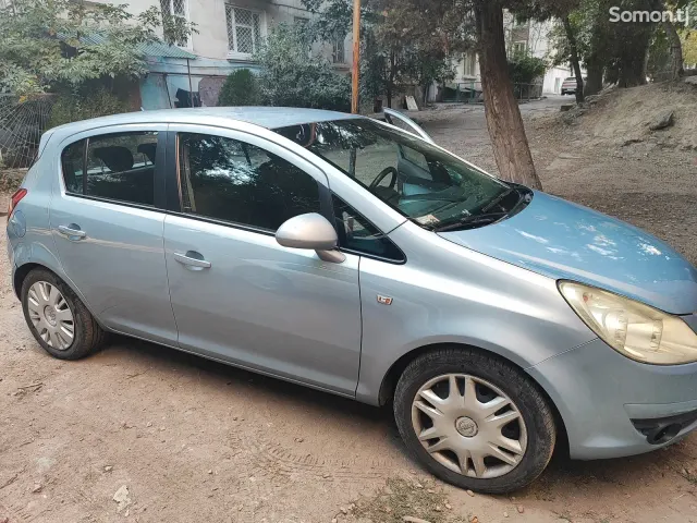 Opel Corsa 2008 · 1.2 AMT