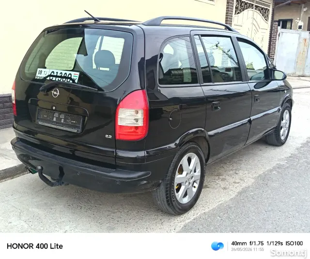 Opel Zafira 2004 · 2.2 AT