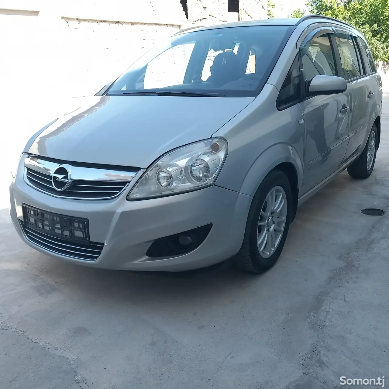 Opel Zafira 2008 · 1.8 MT