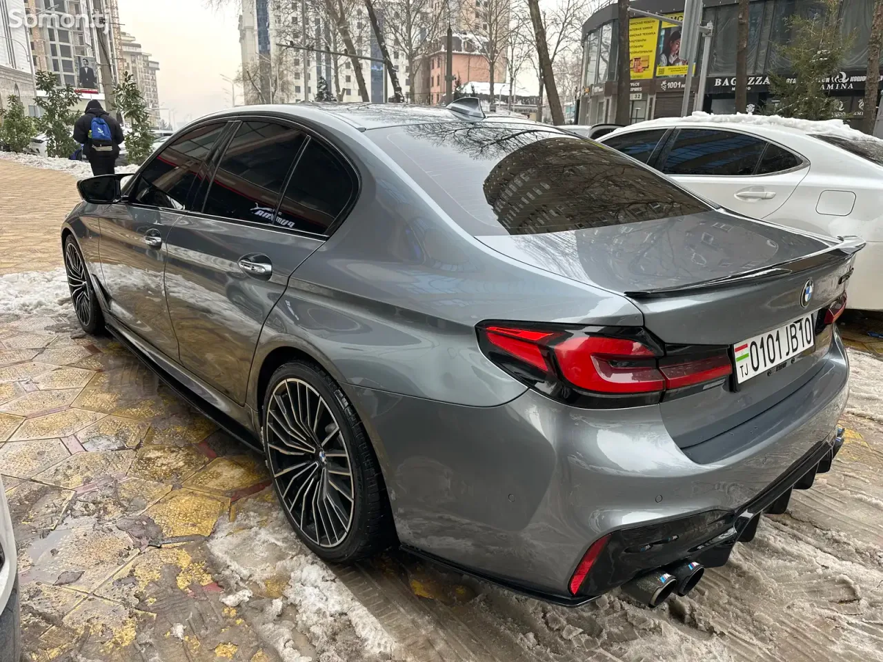 BMW 5 series 2018 · 3.0 AT