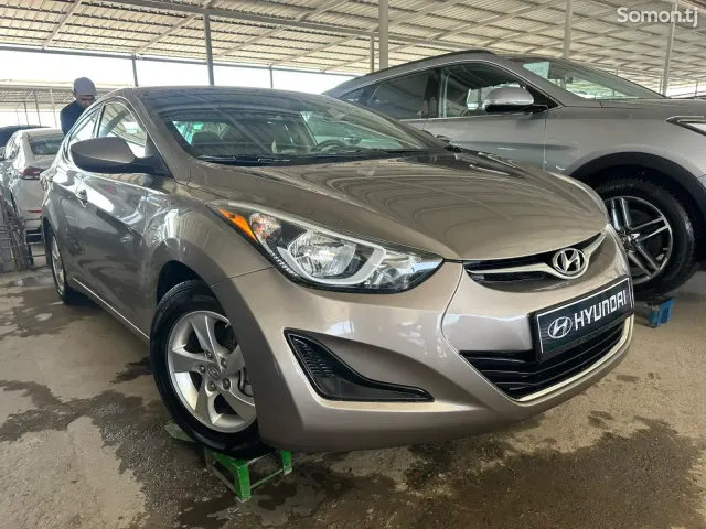 Hyundai Elantra 2014 · 1.8 AT