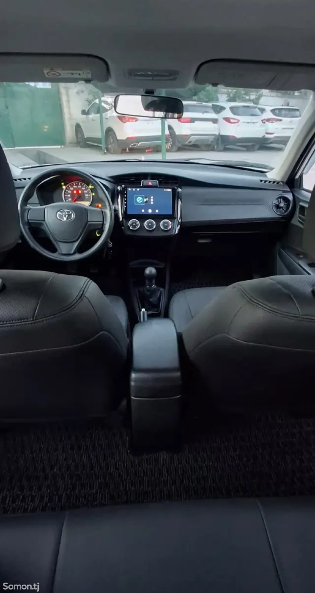 Toyota Axio 2017 · 1.5 MT