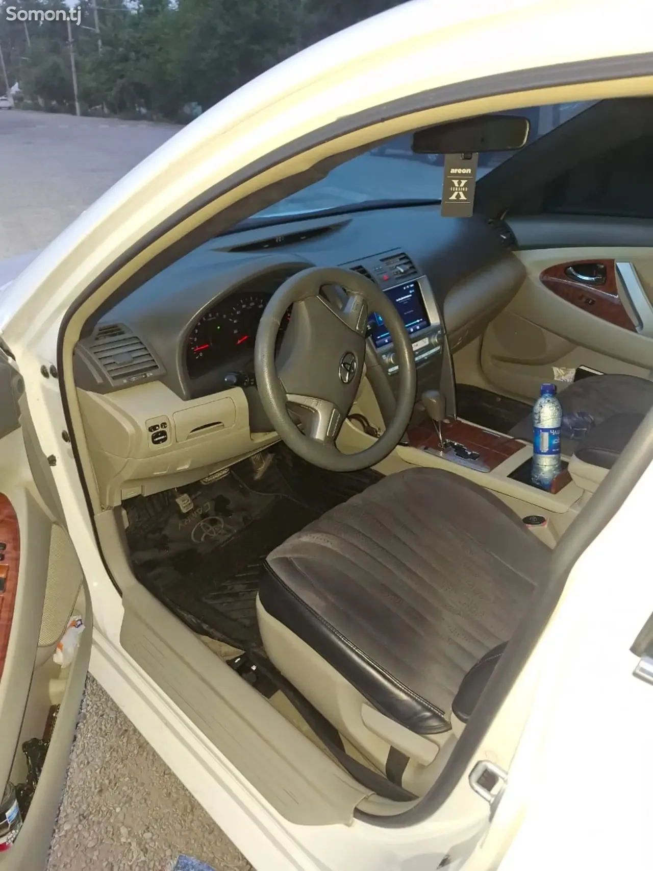 Toyota Camry 2007 · 2.4 AT