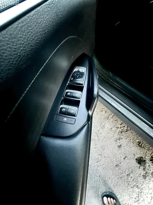 Kia K5 2021 · 1.6 AT