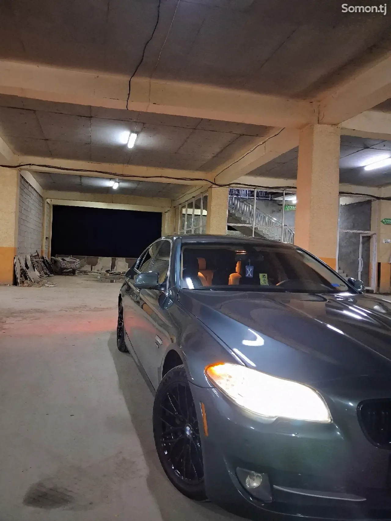BMW 5 series 2012 · 2.0 AT