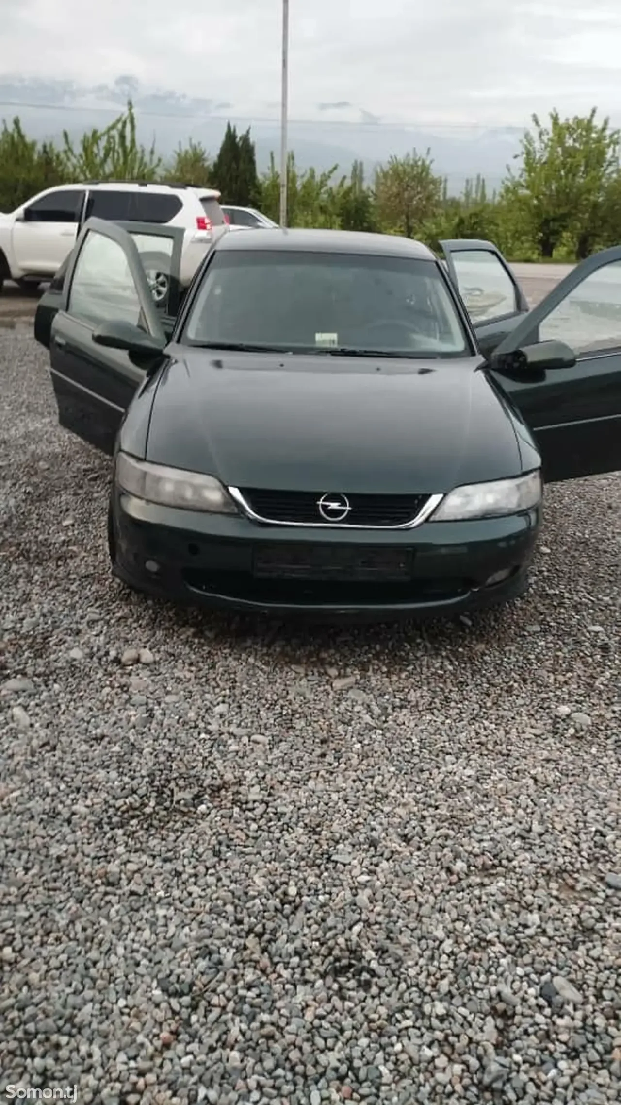Opel Vectra B 2000 · 1.6 MT