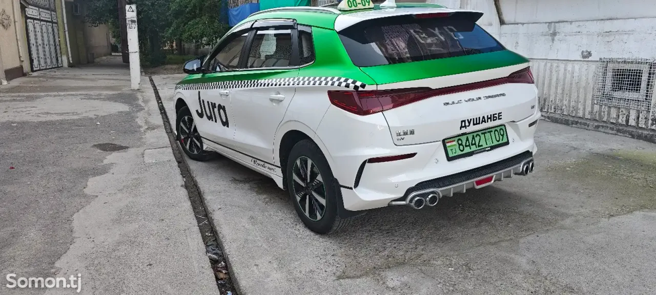 BYD E2 2024 · AT
