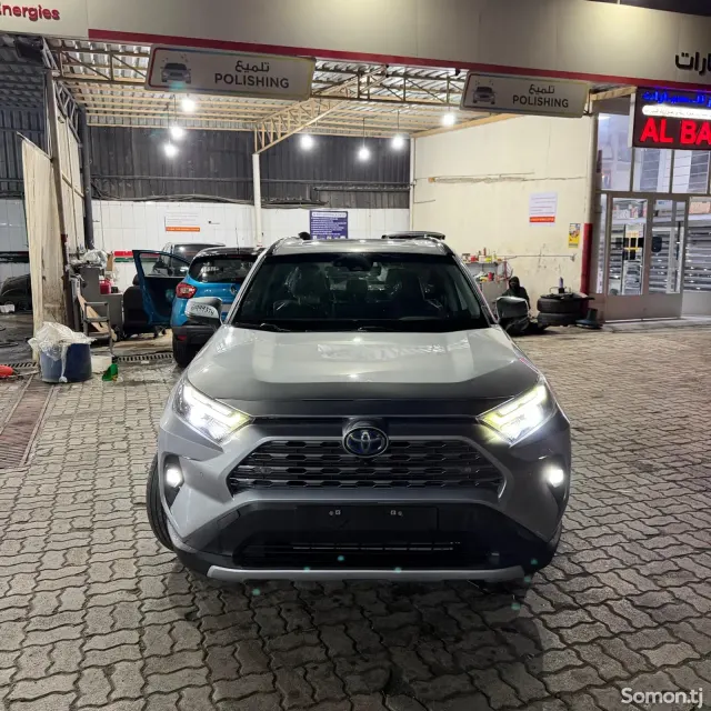 Toyota RAV 4 2023 · 2.5 AT