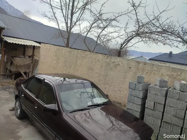 Opel Vectra A 1992 · 1.6 MT