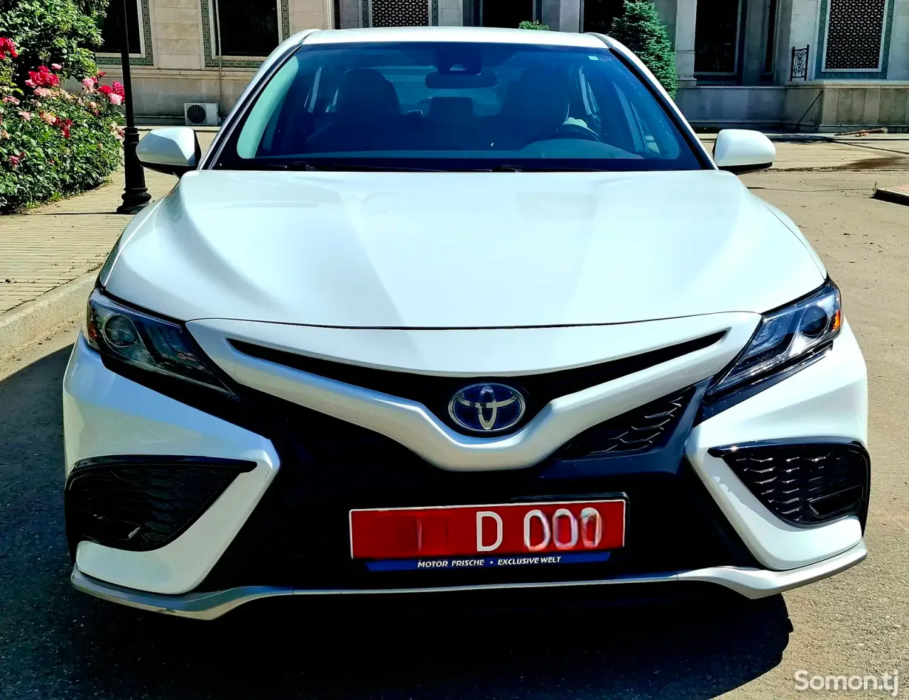 Toyota Camry 2020 · 2.5 AT