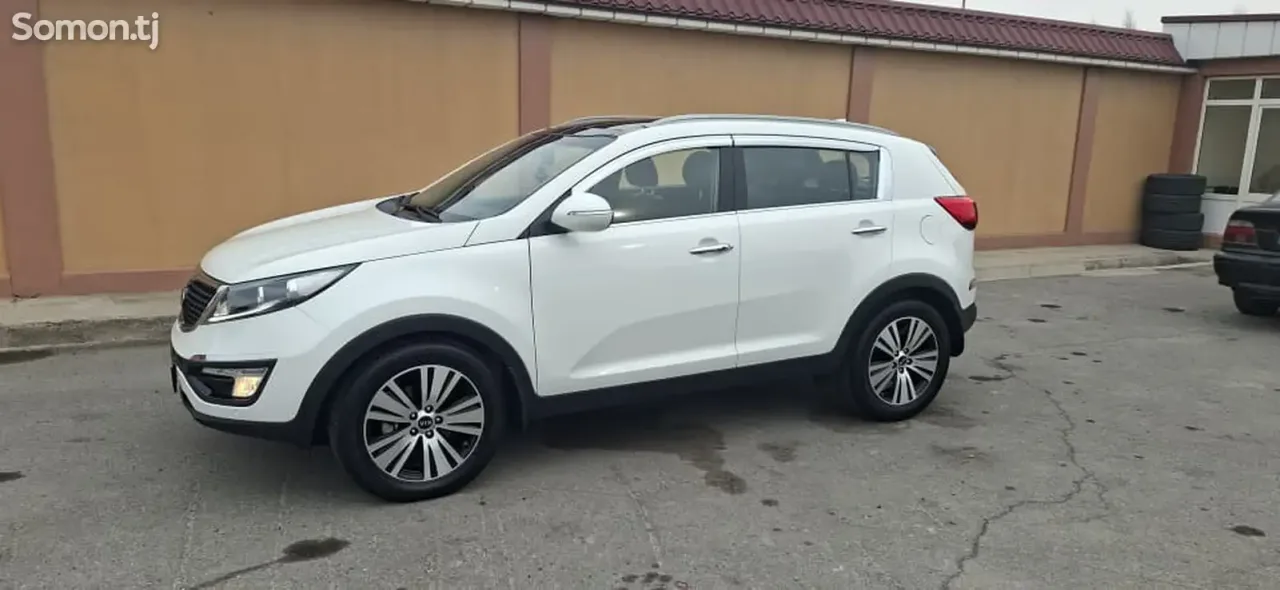 Kia Sportage 2015 · 2.0 AT
