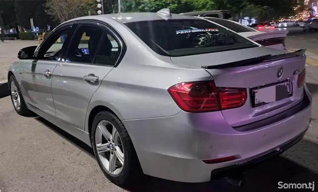 BMW M3 2012 · 2.0 AT