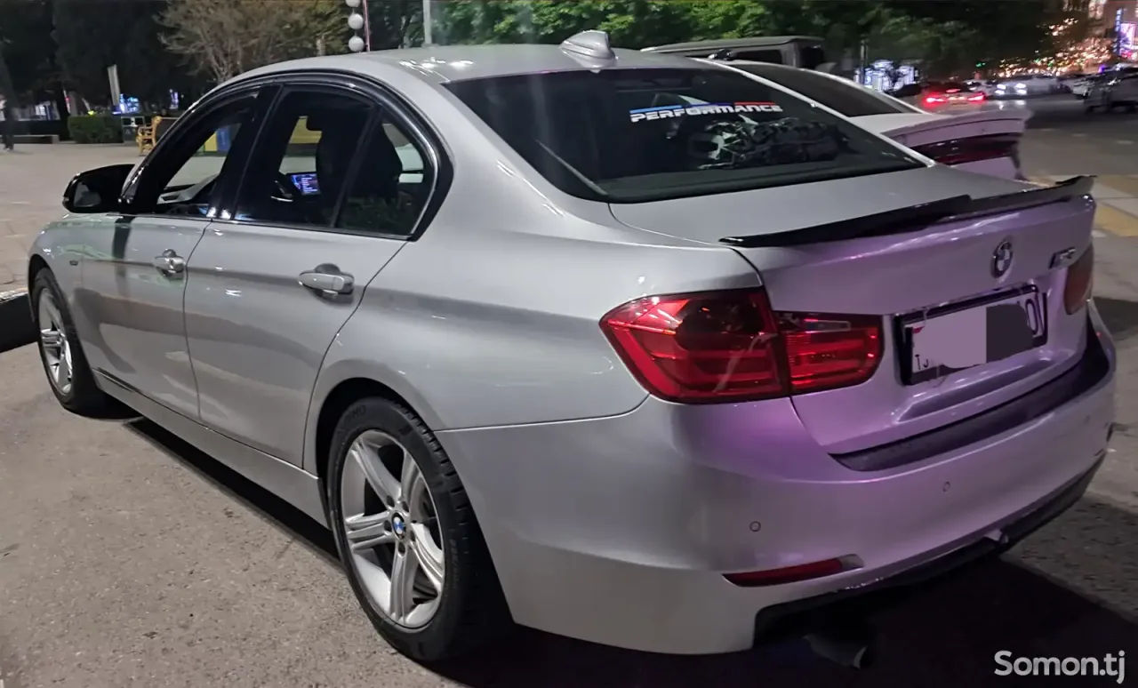 BMW M3 2012 · 2.0 AT
