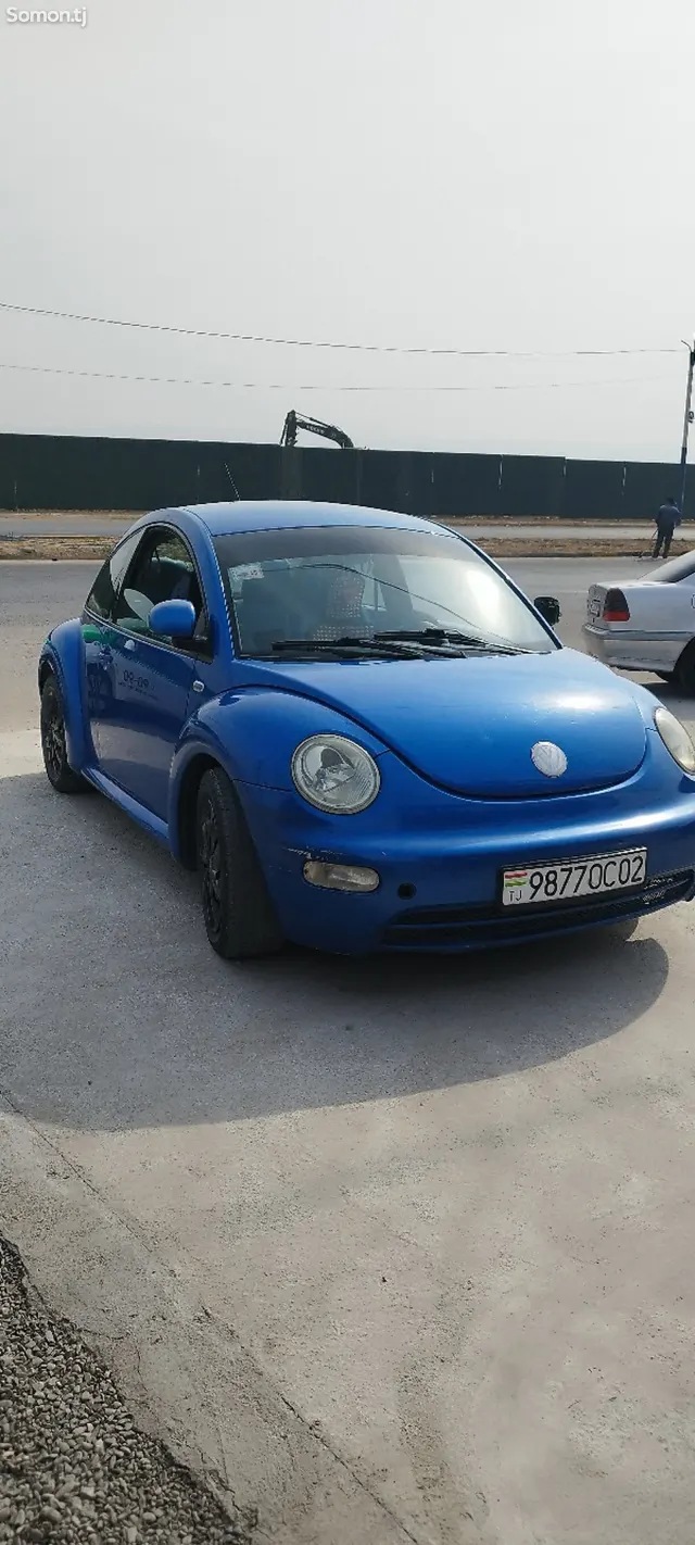Volkswagen Beetle 2000 · 2.0 AT