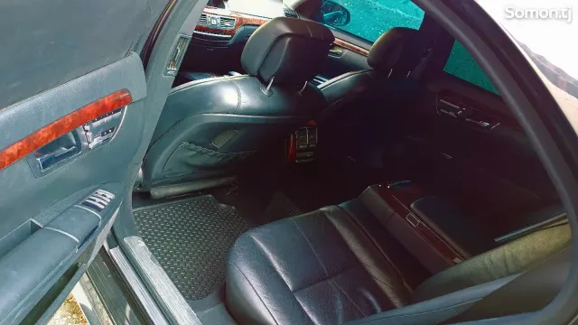Mercedes-Benz S class 2007 · 5.5 AT