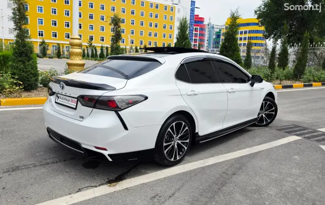 Toyota Camry 2020 · 2.5 CVT