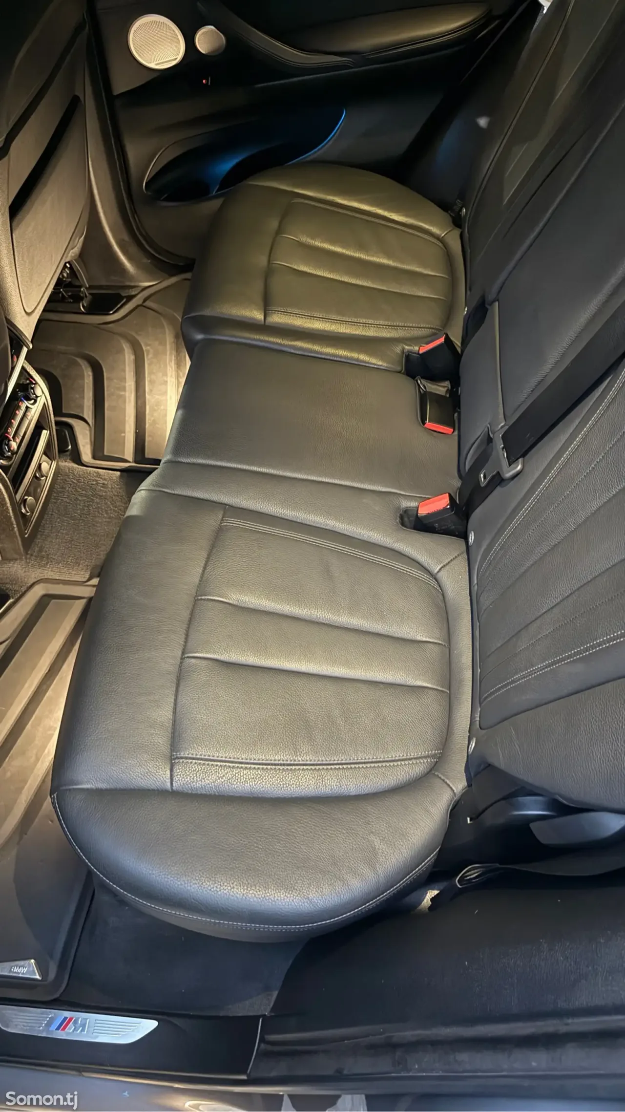 BMW X5 M 2018 · 5.0 AT
