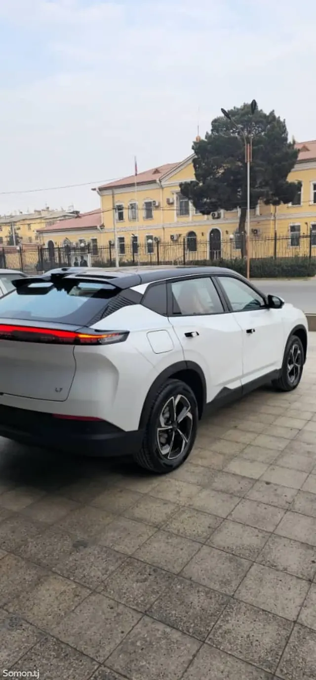 Dongfeng L7 2025 · AT