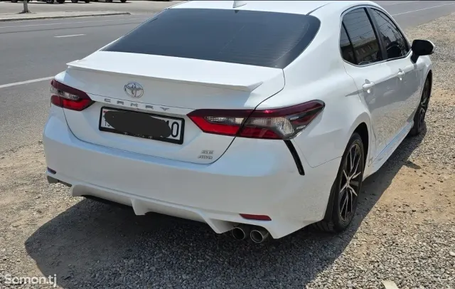 Toyota Camry 2022 · 2.5 CVT